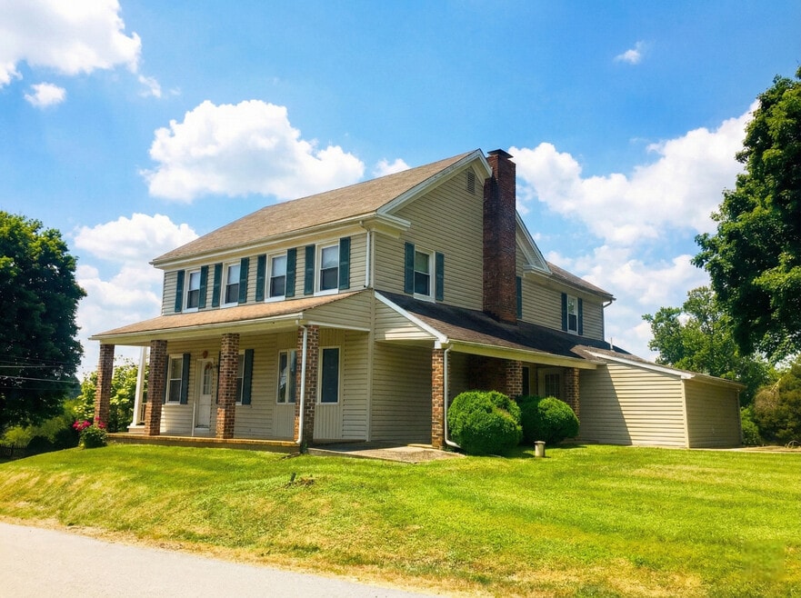 18902 Gunpowder Rd unit 2, Hampstead, MD 21074 - photo 1