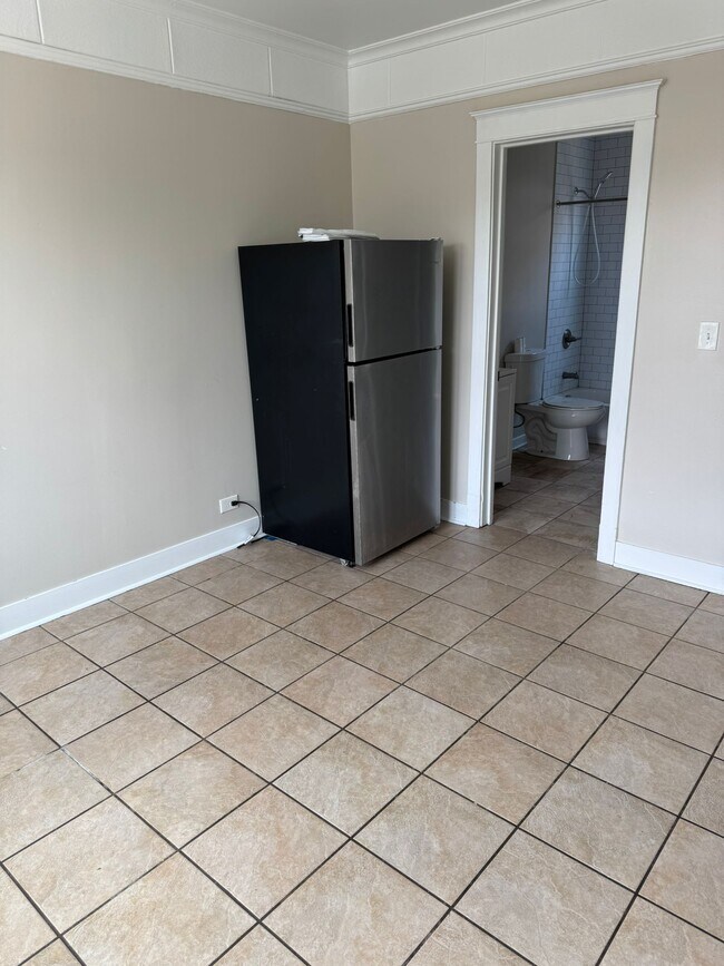 7601 W 60th Place Unit 2R, Summit, IL 60501