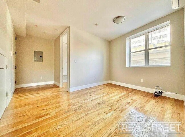 308 Park Ave unit 2, Brooklyn, NY 11205 - photo 5
