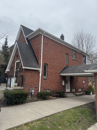 62 Garden Ct, Buffalo, NY 14226