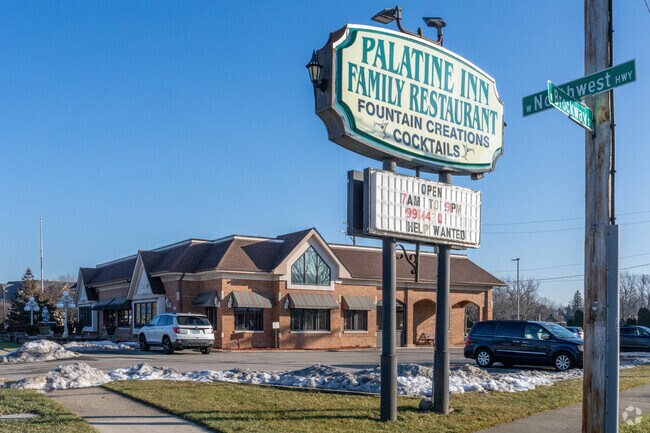 Palatine Inn is a family restaurant in Reseda.