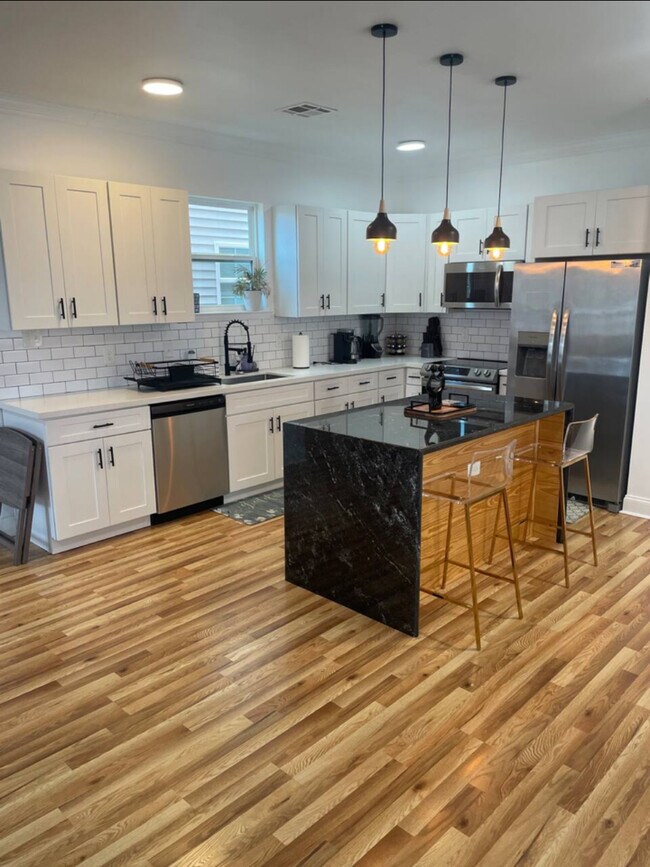 2758 N Rocheblave St, New Orleans, LA 70117 - photo 5