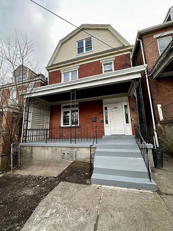 5404 Black St, Pittsburgh, PA 15206