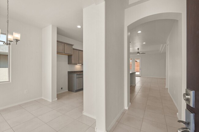 2500 Camino Azul Loop NE, Rio Rancho, NM 87144 - photo 6