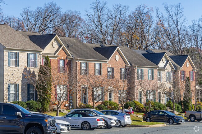 Beautiful brick townhomes line the streets of Abingdon.