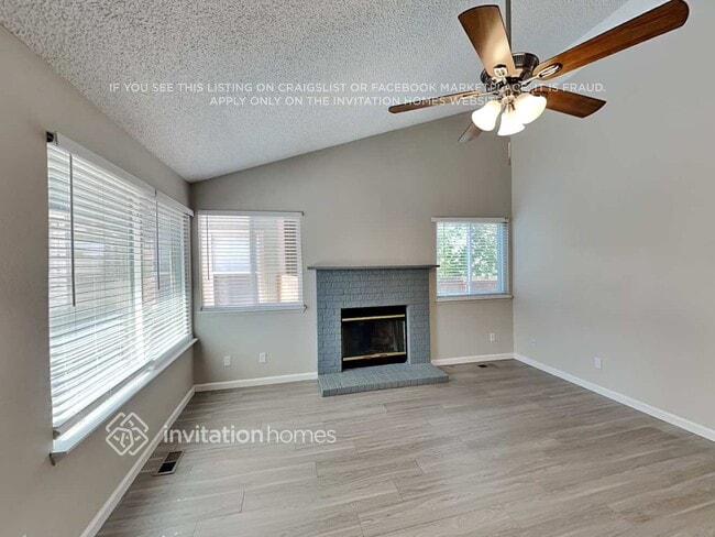 4107 S Lewiston Cir, Aurora, CO 80013 - photo 6