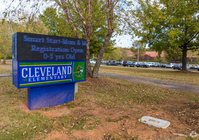 Cleveland Elementary School has an overall Niche Grade of A-.