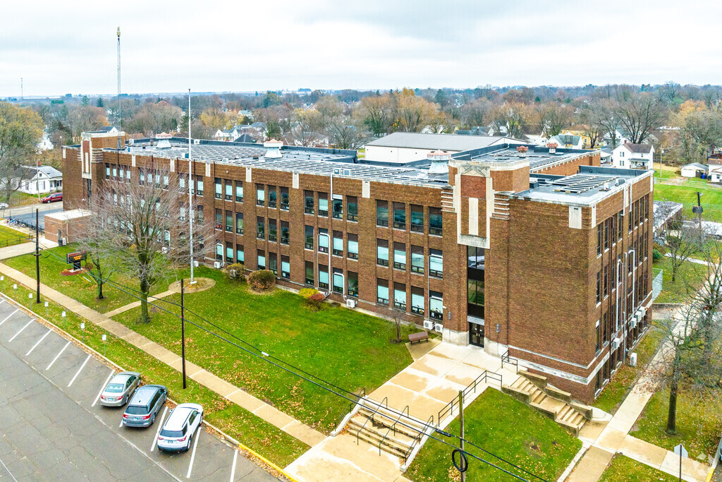 Central Elementary School serves residents of the Kewanee area.