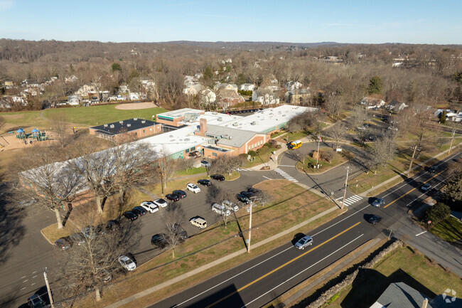 Osborn Hill Elementary School is set on a large campus.