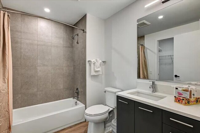 12000 Inspiration St unit ID1343837P, Reston, VA 20190 - photo 4