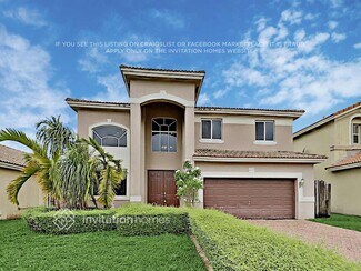 5702 SW 165th Ct, Miami, FL 33193