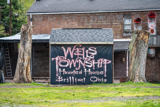 The Wells Township Haunted House is located in the Brilliant neighborhood.