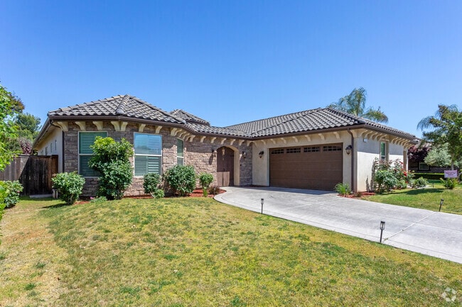 Homes with Mediterranean styling are found in newer sections of Clovis.