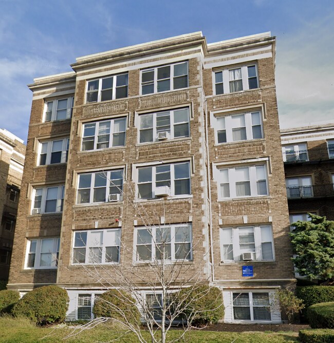 1634 Commonwealth Ave Unit 12, Boston, MA 02135
