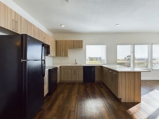 301 E 200 S, Clearfield, UT 84015