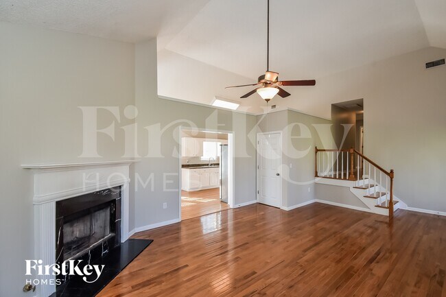 622 Skyline Dr, Villa Rica, GA 30180 - photo 3