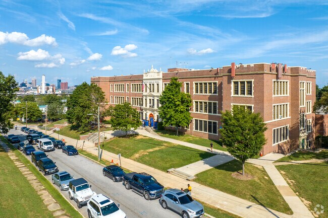 Westport Academy Elementary/Middle in Westport has 309 students.