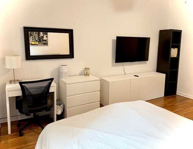 358 E 81st St unit ID1032035P, New York, NY 10028 - photo 6