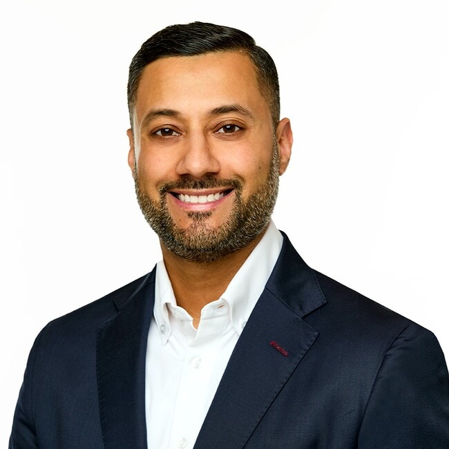 Agent Photo