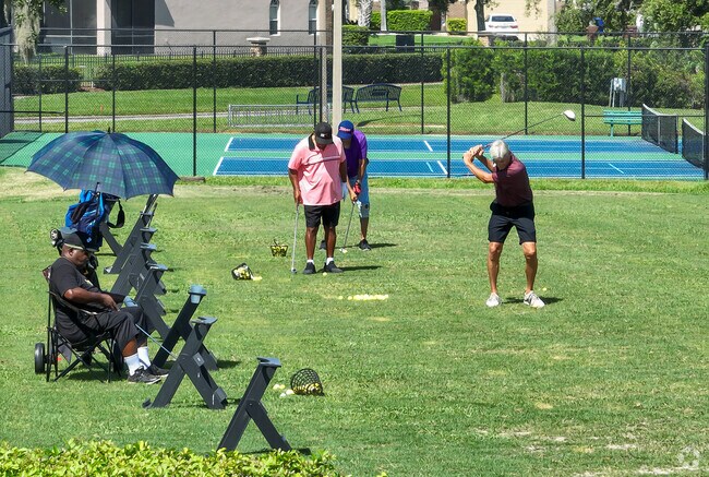 Lake ToHo golf lovers can take in 18 holes or just hit the driving range at Oaks Golf Club.