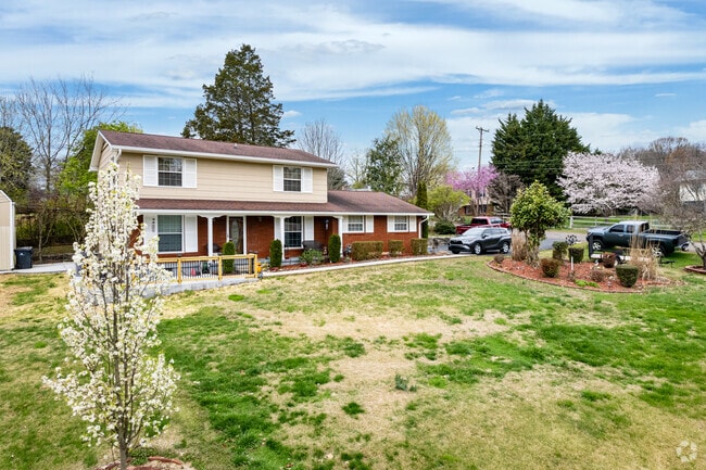 Dogwood trees are plentiful in Cumberland Estates.