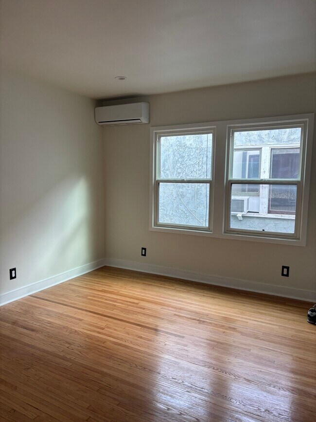 958 E 2nd St unit 962, Long Beach, CA 90802 - photo 4