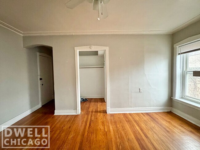 6526 N Lakewood Ave unit 1, Chicago, IL 60626 - photo 4