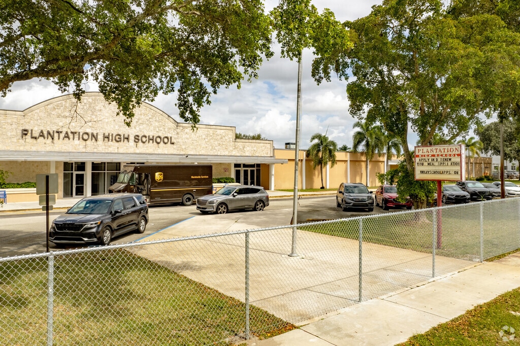 Plantation High School, Rankings & Reviews