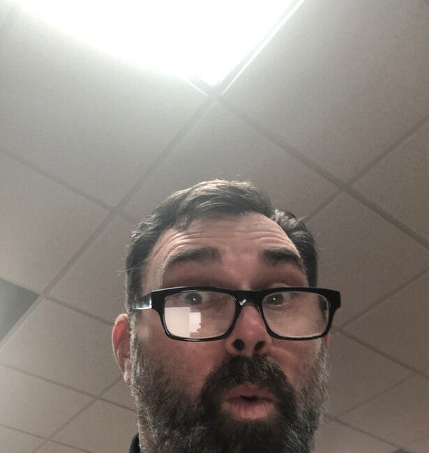 Agent Photo