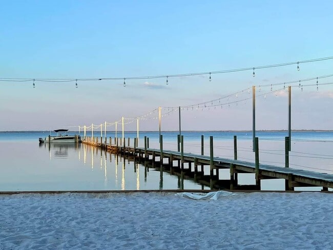 836 Coastal Breeze Dr, Freeport, FL 32439 - photo 7