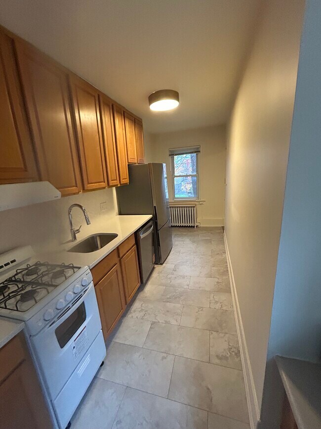 415 E Capitol St SE unit 1  Rear - 2nd Floor, Washington, DC 20003 - photo 6