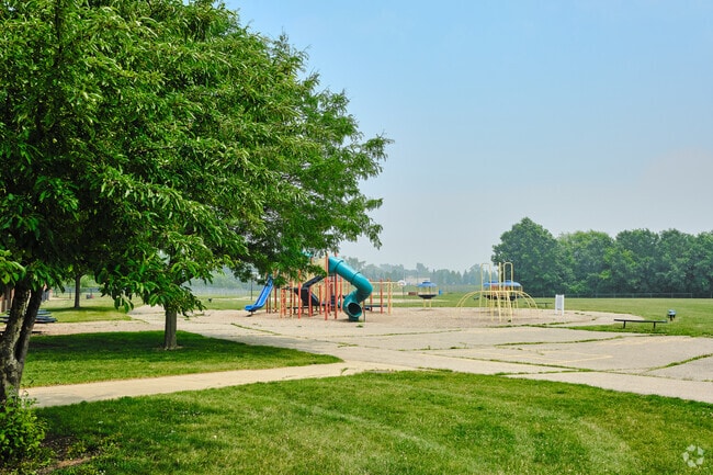 Harvest Elementary has f programs in safe environment that values diversity in York Charter, MI.