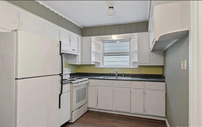 1127 N 6th St unit 2, Springfield, IL 62702 - photo 2