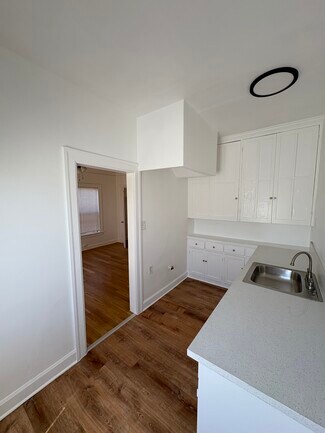 255 S Catalina St, Los Angeles, CA 90004