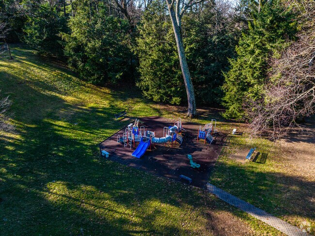 St. Elizabeth Nursery & Montessori School has a great recreation area for students.