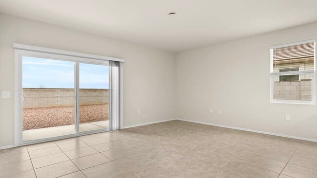10327 W Luxton Ln unit 36202017, Tolleson, AZ 85353 - photo 5