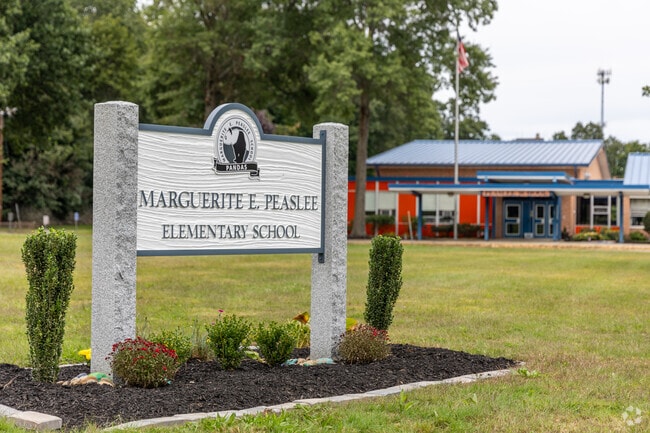 Marguerite E. Peaslee Elementary School Signage