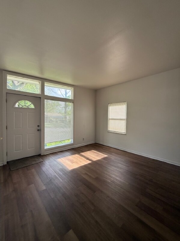 7371 Wayne Ave, University City, MO 63130