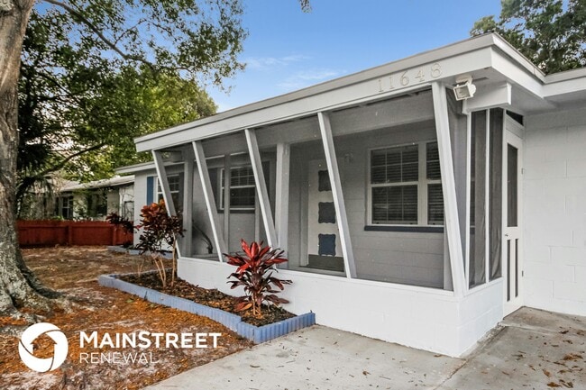 11648 Easy St, Largo, FL 33773 - photo 2