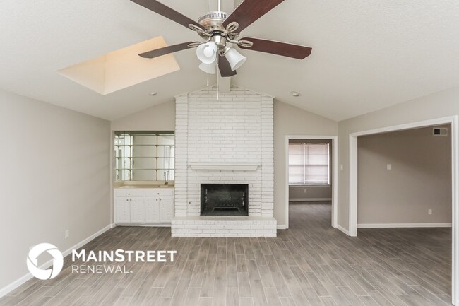 2804 Quail Ridge Dr, Carrollton, TX 75006 - photo 2