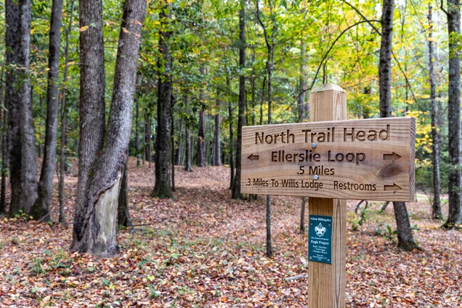 Ellerslie Park's north and south entrance has ample parking and signage to direct you.