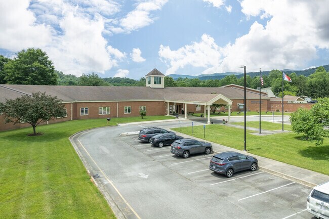 Pisgah Forest Elementary offers and education to Pre-K and Elementary grades in Penrose, NC.
