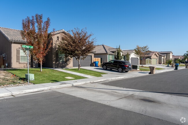 A set of modern single-story homes in Panama.