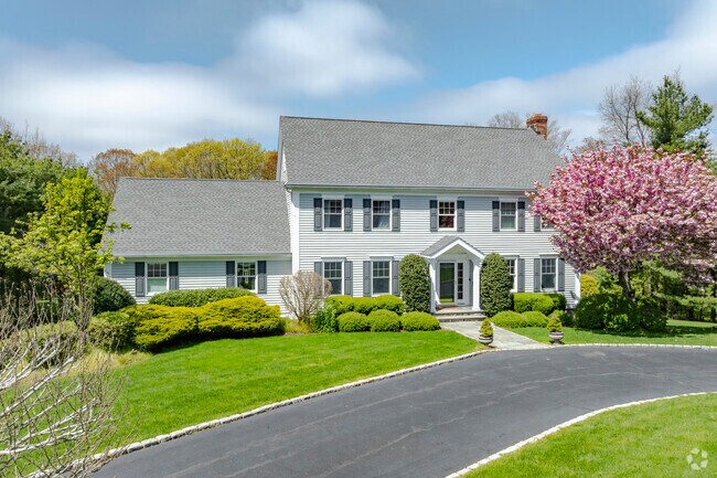 Warner Hill Road in Fairfield offers a peaceful oasis and medium to large properties.