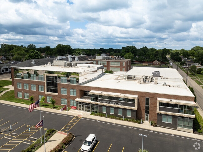 Amity Elementary School has an abundance of extra curricular activities for students.