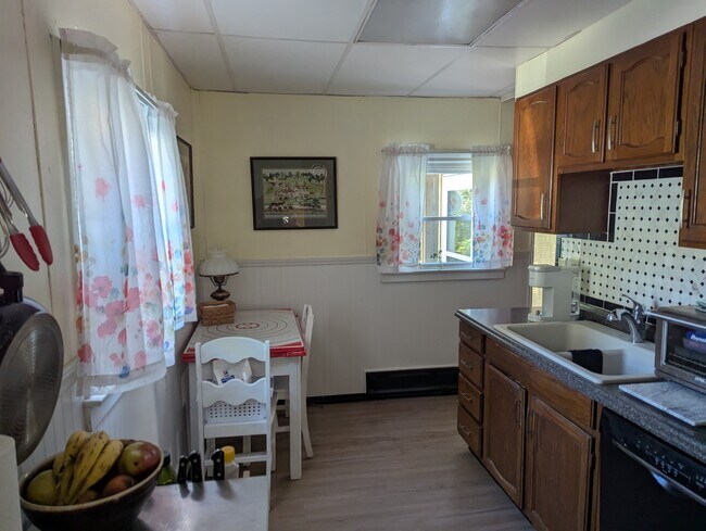 309 W Main St, Boalsburg, PA 16827 - photo 4