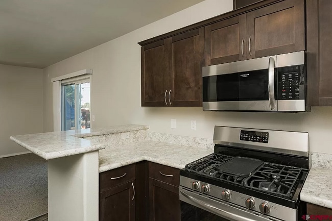 589 Co-172 unit B, Durango, CO 81303 - photo 2