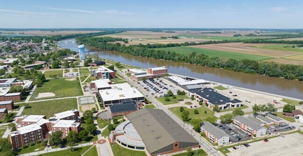 Wabash Riverfront Flats