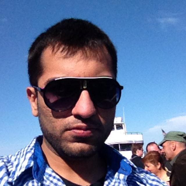 Agent Photo