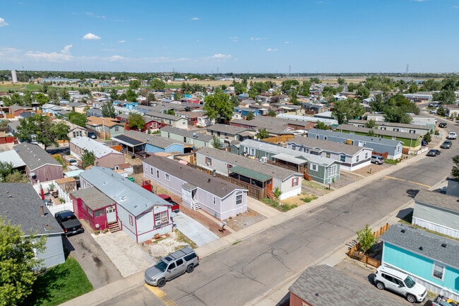 The eastern section of the neighborhood has sprawling manufactured home communities.